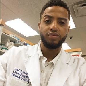 Meet your Posher, Bee